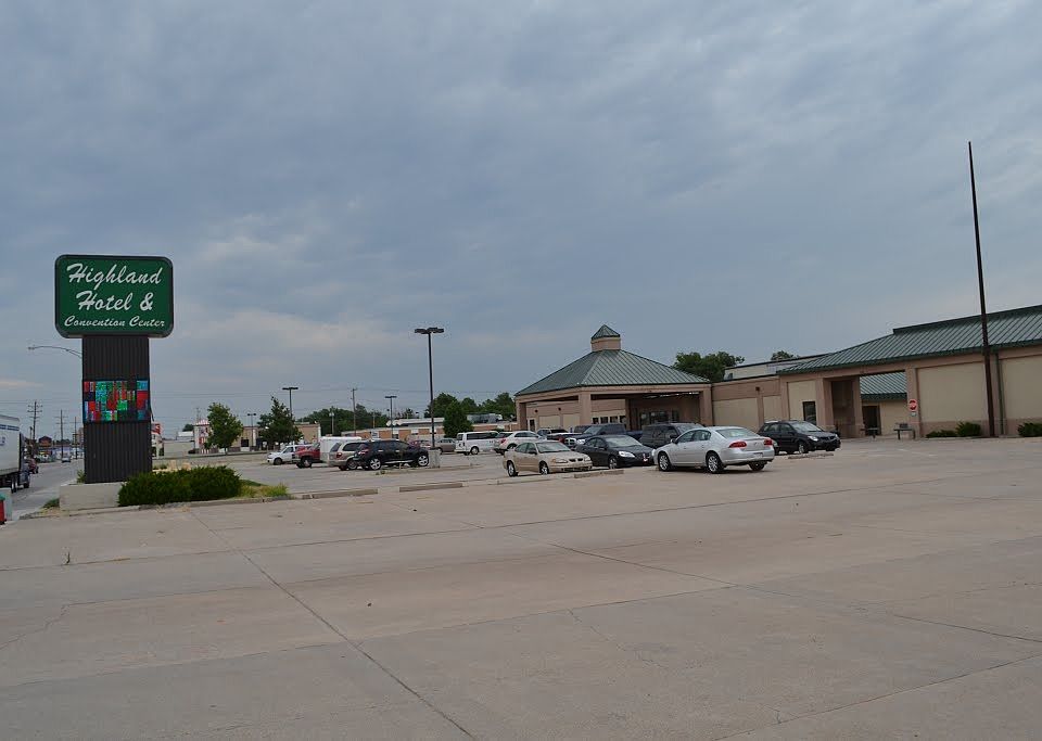 2nd image of 3017 10th St