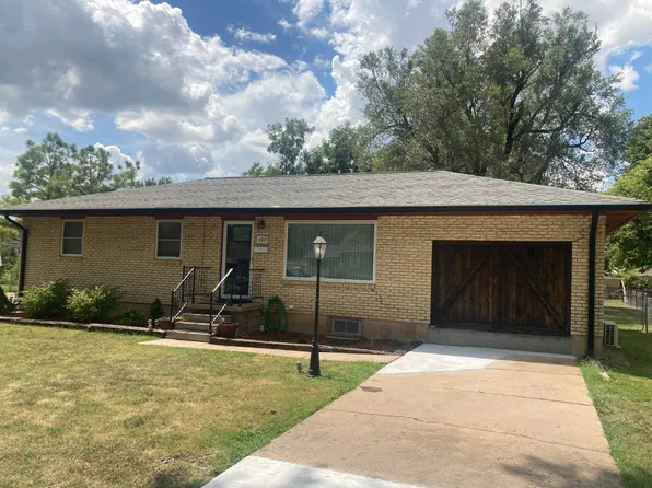 409 N Magnolia Ave, Newkirk, OK 74647