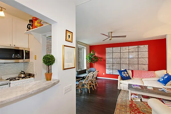 Rented by Corcoran | media 2