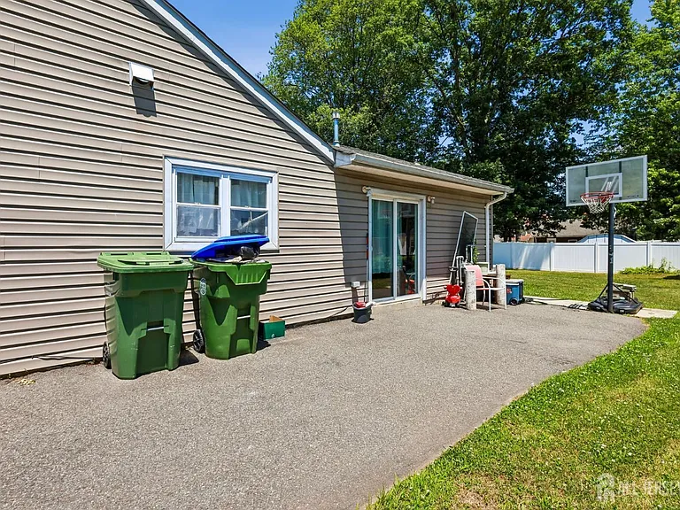 23 Miko Rd — Photo 7