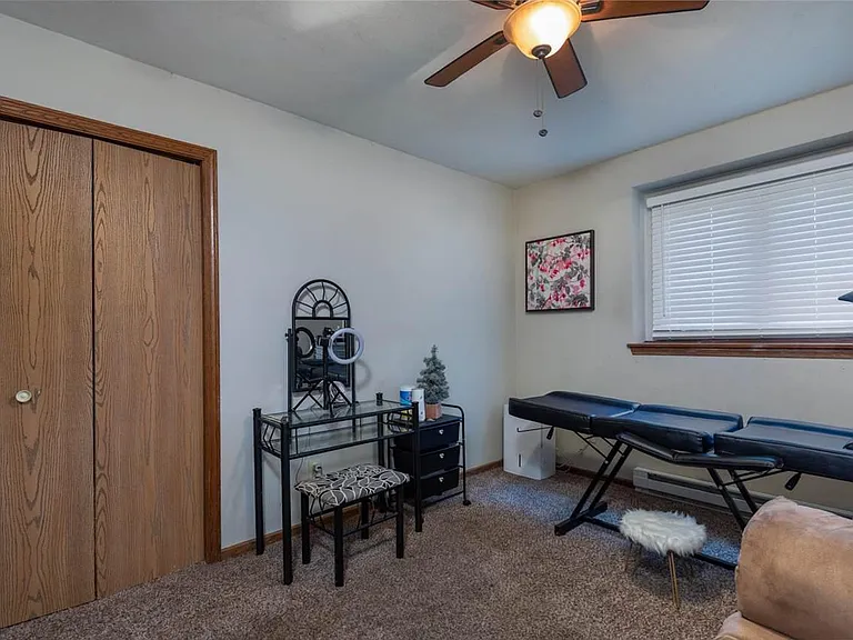 49 Park Heights Ct — Photo 14