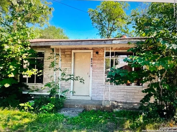 1322 W SOUTHCROSS BLVD, San Antonio, TX 78211