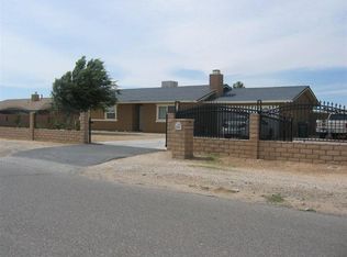 21390 Klamath Rd, Apple Valley, CA 92308