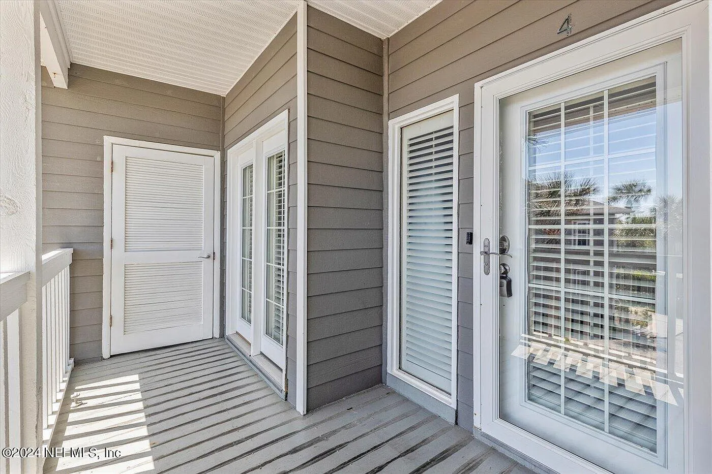 3 bed, 2.0 bath, 1440 sqft, $5,300 — Photo 3