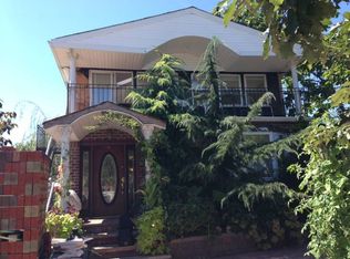 6910 225th St #2, Bayside, NY 11364