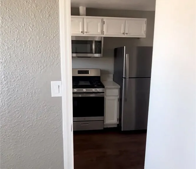 5163 Pickford St #4 — Photo 6
