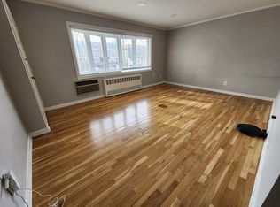 6327 75th St, Middle Village, NY 11379