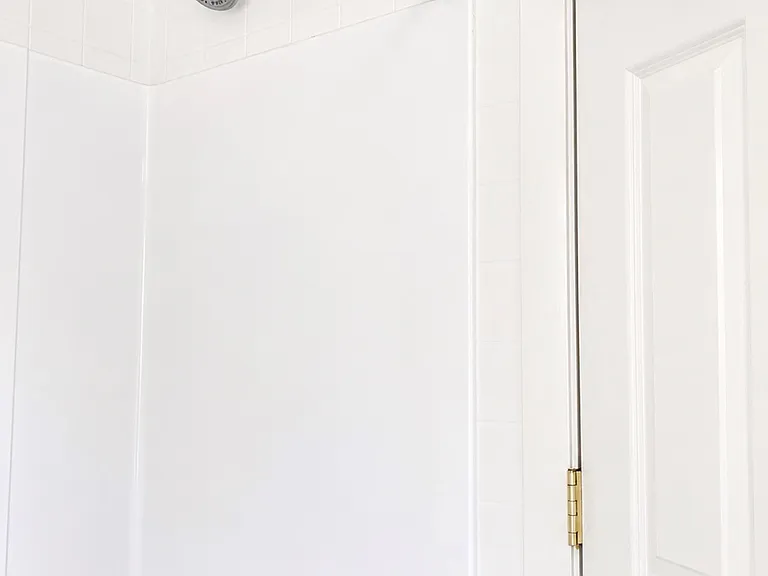 24 Hobart Ln #24 — Photo 4