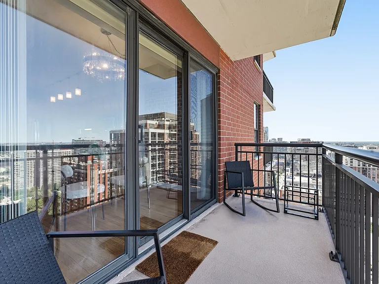 41 E 8th St #2905 — Photo 7