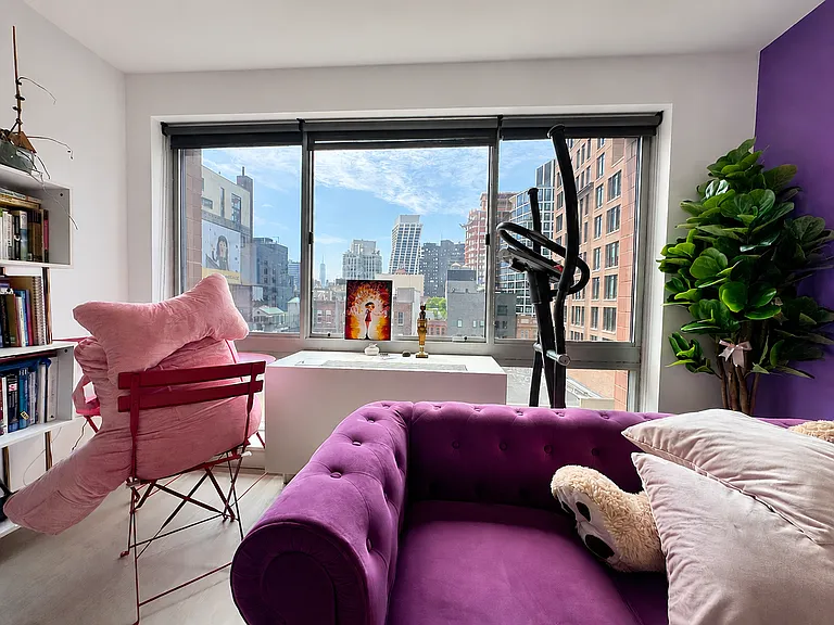 555 W 23rd St #S11E — Photo 1
