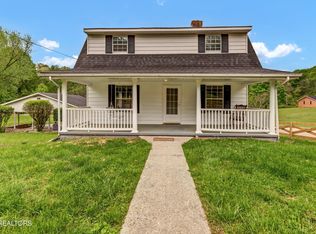 1921 Spring Hill Rd, Knoxville, TN 37914