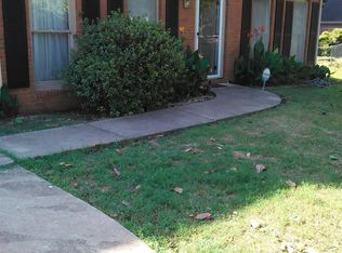 110 Riverbend Dr, Covington, GA 30014