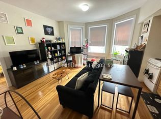 19 Lancaster Ter #4, Brookline, MA 02446