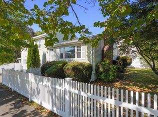 3 Hirsch Rd, Stamford, CT 06905