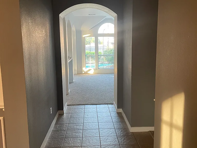 5304 Kathryn Dr — Photo 23