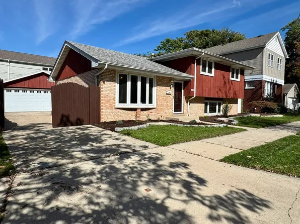 3008 W 110th Pl, Evergreen Park, IL 60655