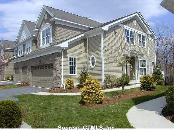 204 Hunter Dr, Litchfield, CT 06759