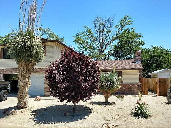 3rd image of 2192 Denevi Dr