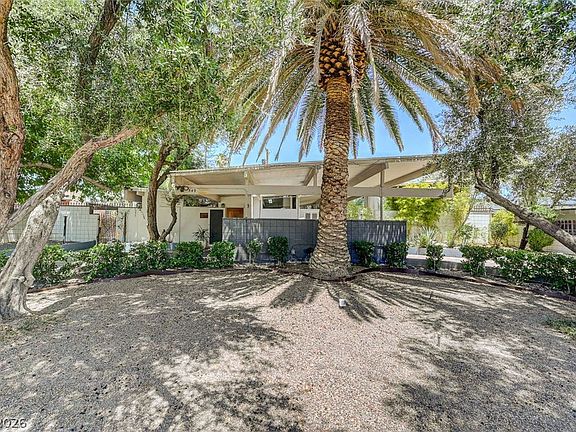 3rd image of 549 Canosa Ave