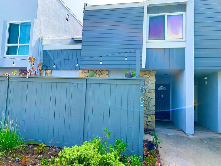 Charming entrance with access to spacious patio