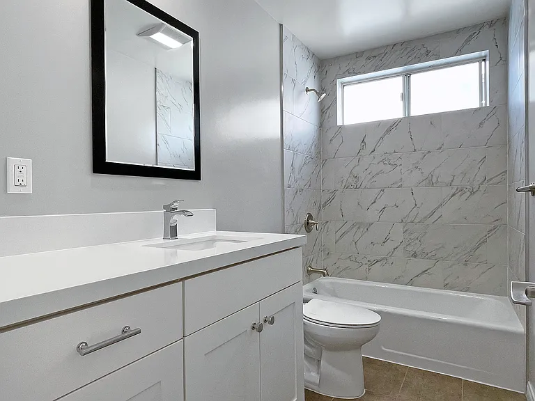 1701 Malcolm Ave #5 — Photo 15