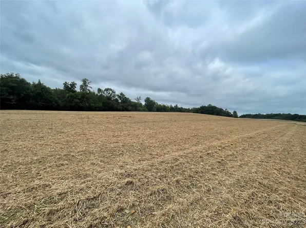 7 3rd Creek Church Rd, Cleveland, NC 27013