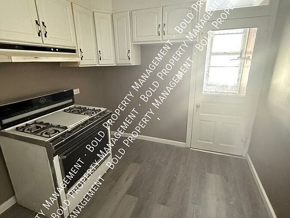 4th image of 1047 Madison Ave