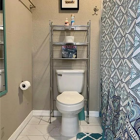 1245 Catalpa Ln #2 — Photo 40