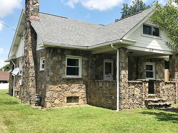 2nd image of 418 Edwards St