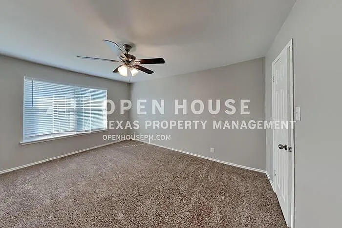 227 Eagle Pass Dr — Photo 7