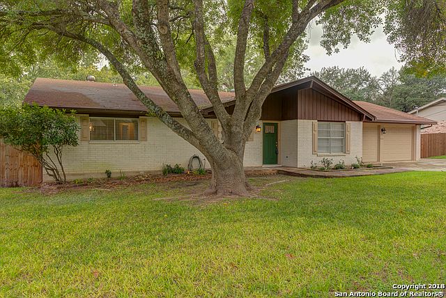 1st image of 825 Timber Dr