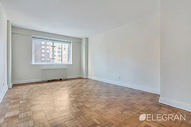 Rented by (Legacy) Elegran