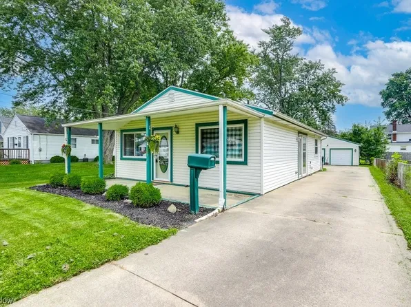 212 Lennox Ave NW, Massillon, OH 44646