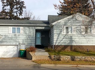 2530 E Rosser Ave, Bismarck, ND 58501