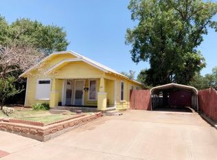 308 Avenue F NW, Childress, TX 79201
