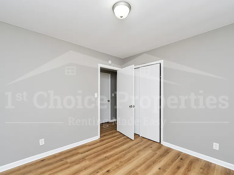 236 Clifton St — Photo 14