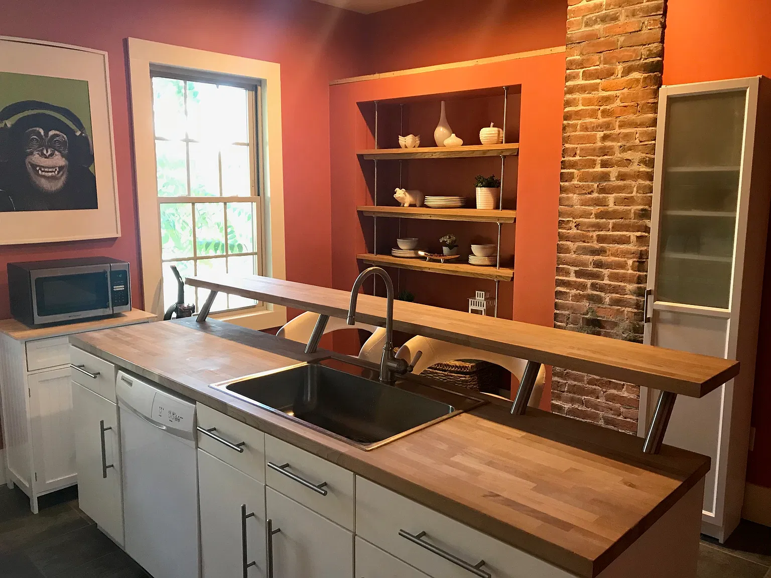 2 bed, 1000 sqft, $2,240 — Photo 1