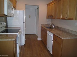 78 Overlook Way UNIT E, Manalapan, NJ
