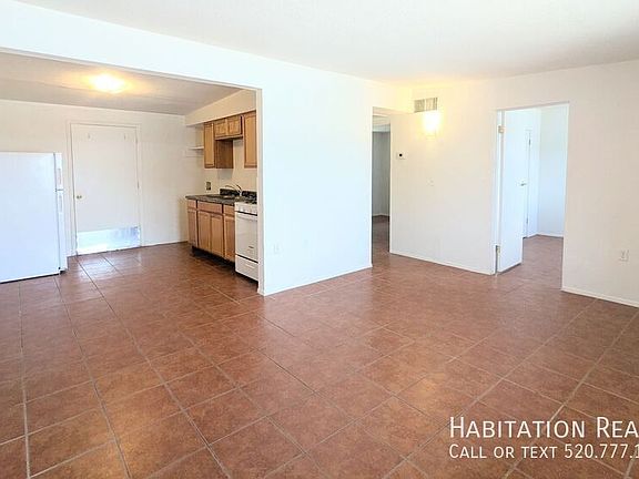 5th image of 2732 N Fontana Ave