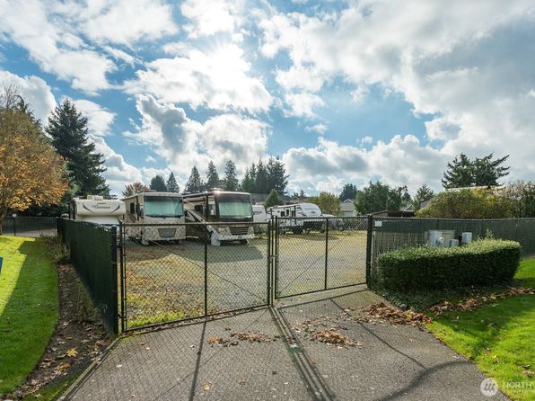 1205 Decatur Cir, Burlington, WA 98233