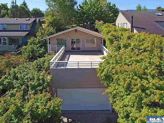 2nd image of 134 Lopez Ave