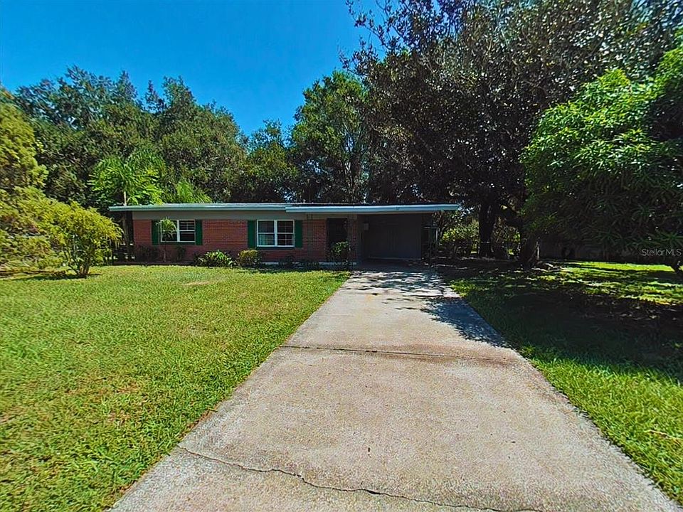 1st image of 130 E LAKE DEER DR