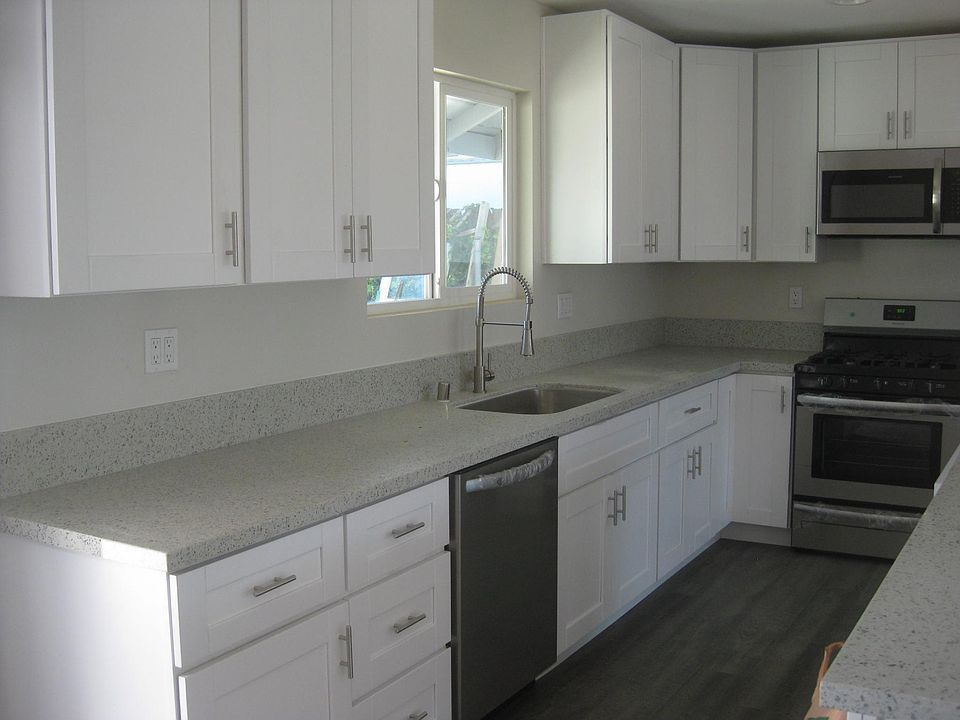 Beautiful updated kitchen