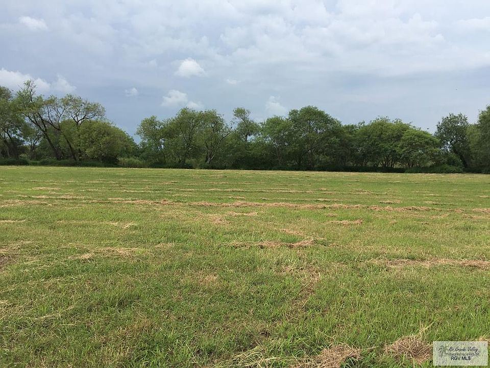 1st image of 29 Village East Dr