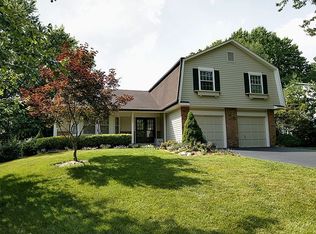 9227 Rockefeller Ln, Springfield, VA 22153