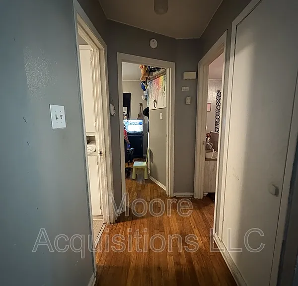 1047 Star St — Photo 6