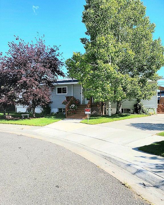 1st image of 211 Cactus Cir