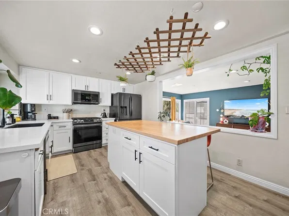 148 S Seneca Cir #24, Anaheim, CA 92805