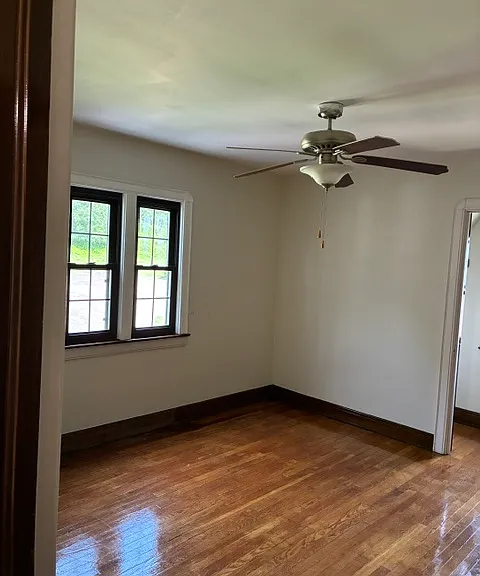 358 State St — Photo 9