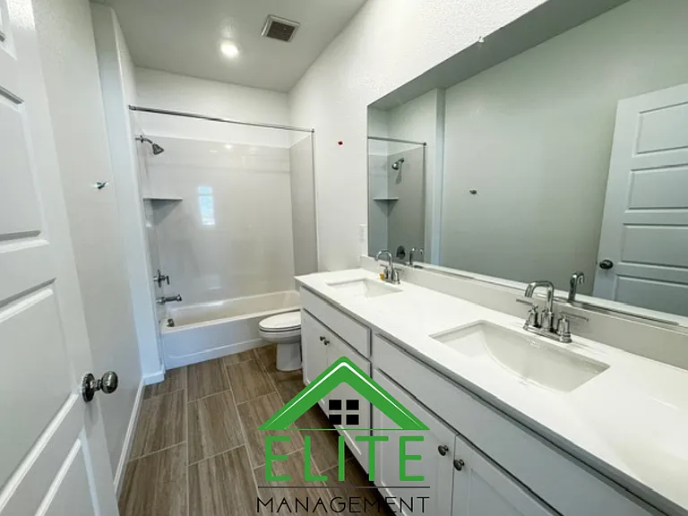 8832 Spencerport Dr — Photo 14